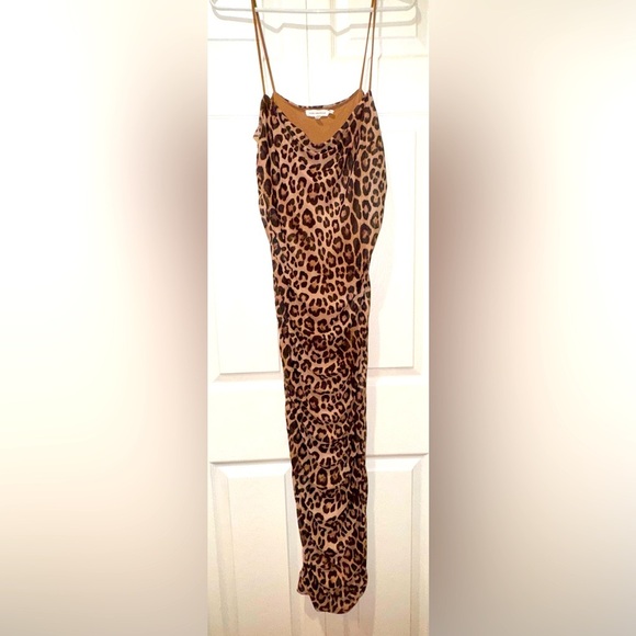 Good American Leopard Print rouged Dress. Size 5 Junior. EUC. - Picture 2 of 11